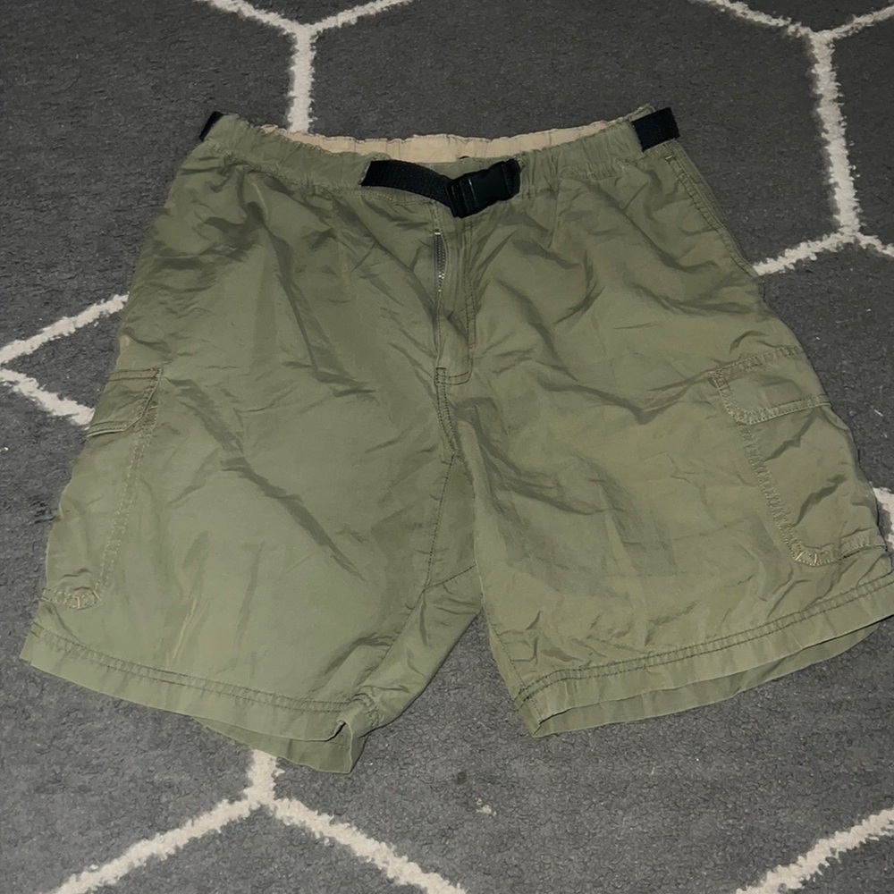 Eddie Bauer Mens Olive Green Hiking Cargo Shorts Size Small